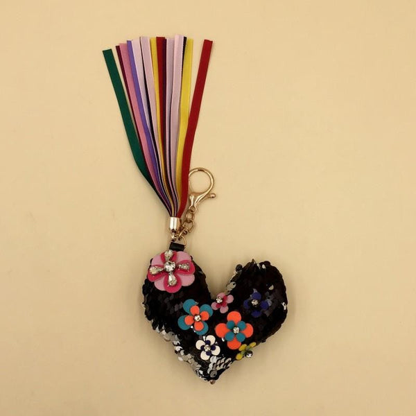 Key Chain Heart With Flower Black - Basics.Pk